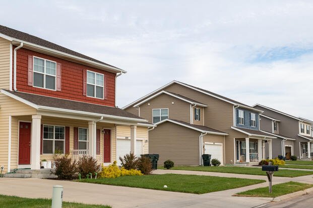 Federal Audit Finds Fresh Risks in Military Base Housing